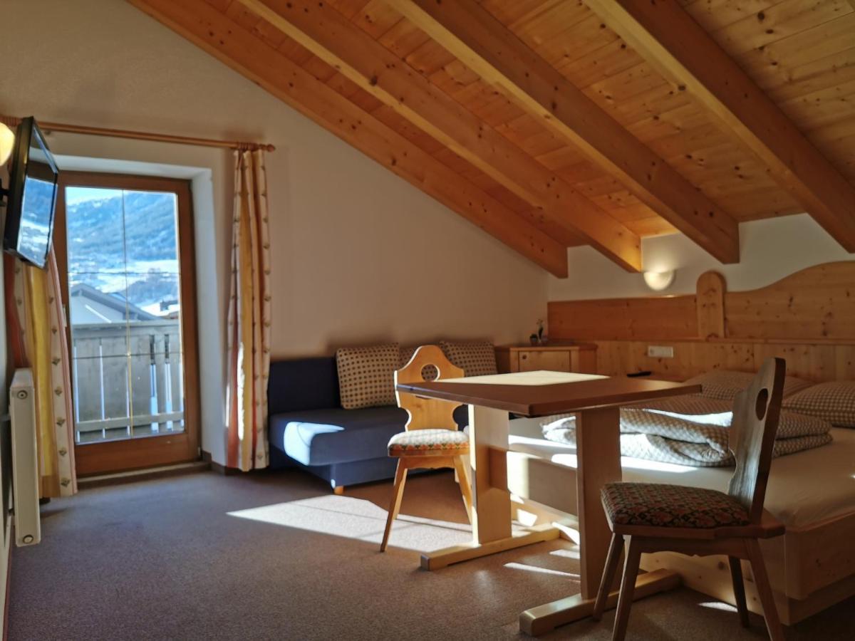 Hotel Garni Schoenblick Зёльден Экстерьер фото